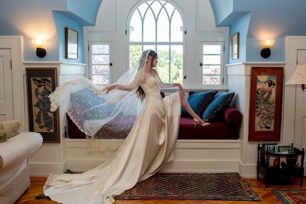 The Kinship of the Henri Ben del Gown 